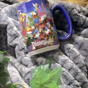Disneyland Resort Magic Kingdom 3D Blue Mug! Collectors treasure 2013 piece NEW